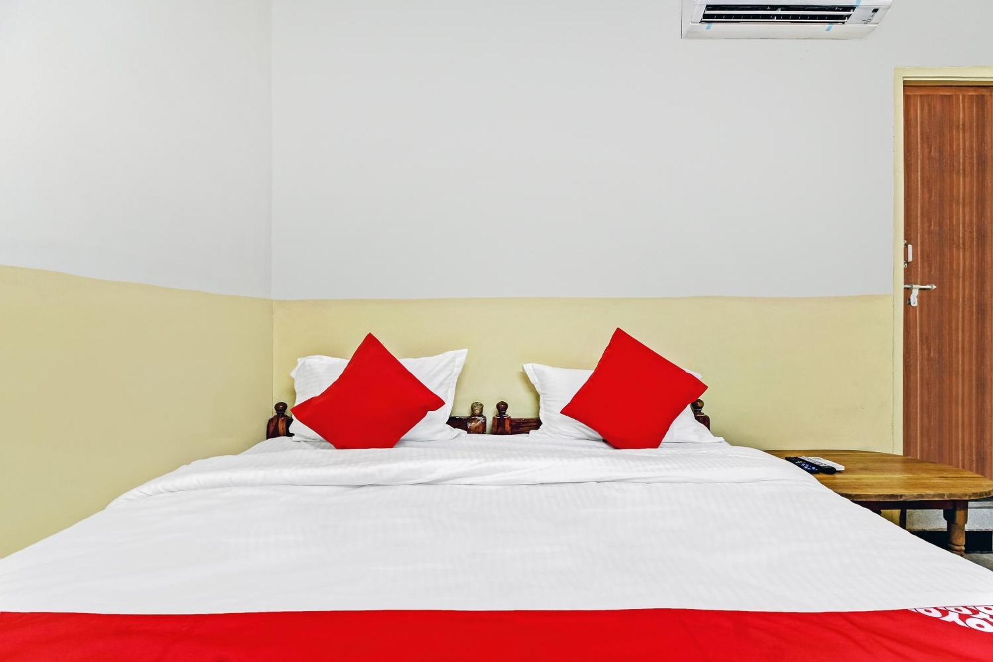 Hotel O Suraj Residency Warangal Bagian luar foto
