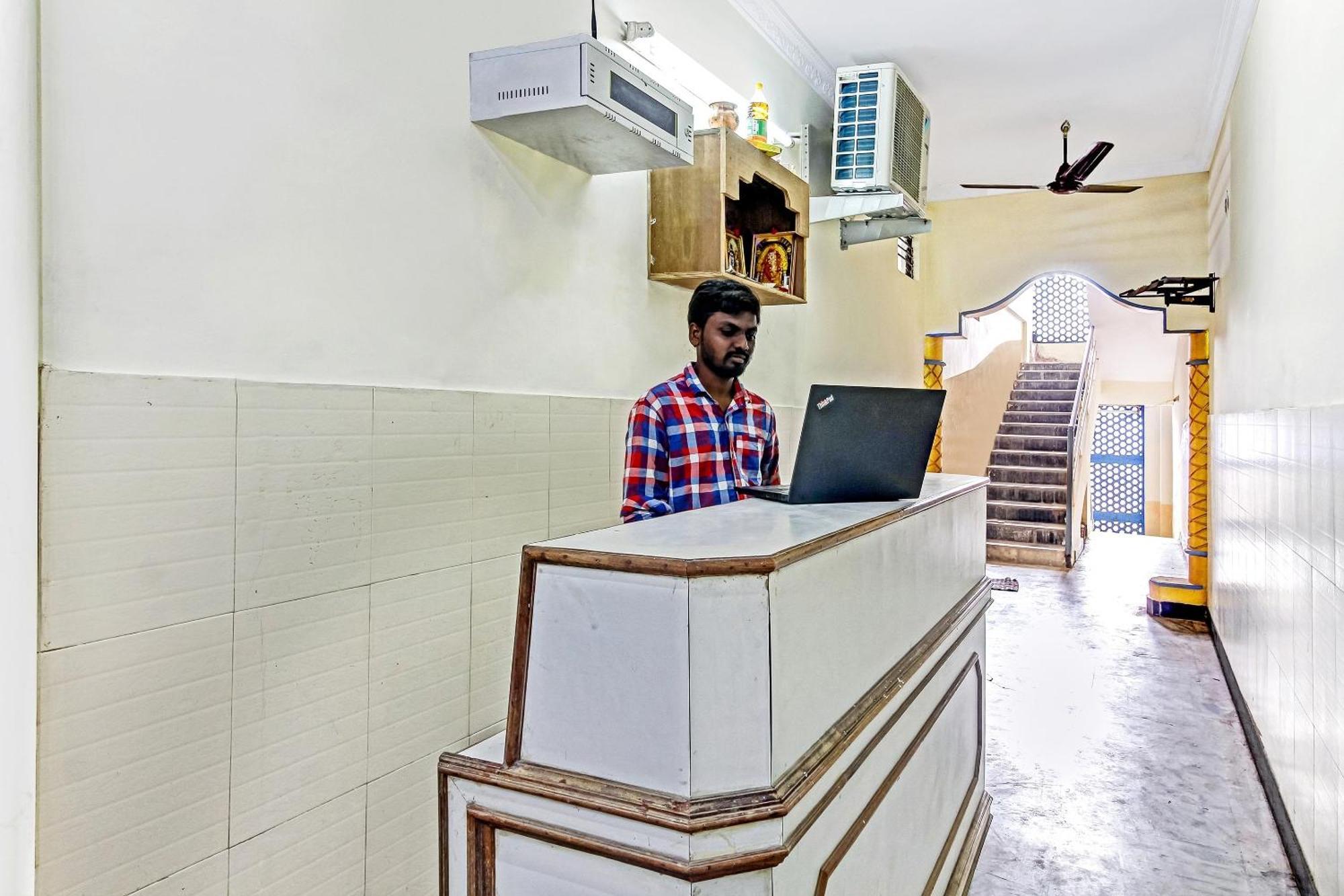 Hotel O Suraj Residency Warangal Bagian luar foto